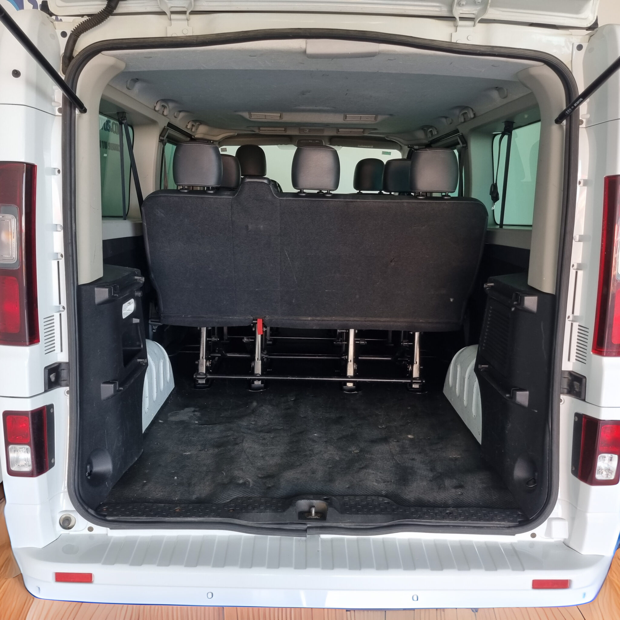 RENAULT Trafic Passenger Largo En. dCi 92 kW125 CV E6