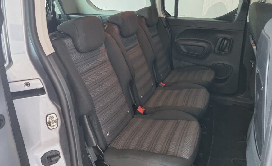 OPEL Combo 7 PLAZAS 1.5 TD 96kW 130CV SS Innovation XL