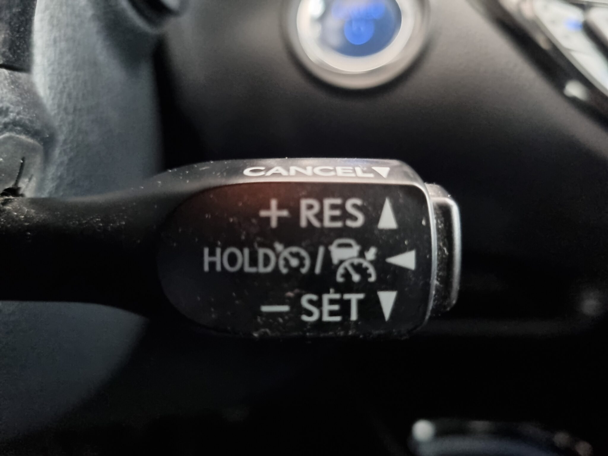 TOYOTA C-HR 1.8 125H Advance