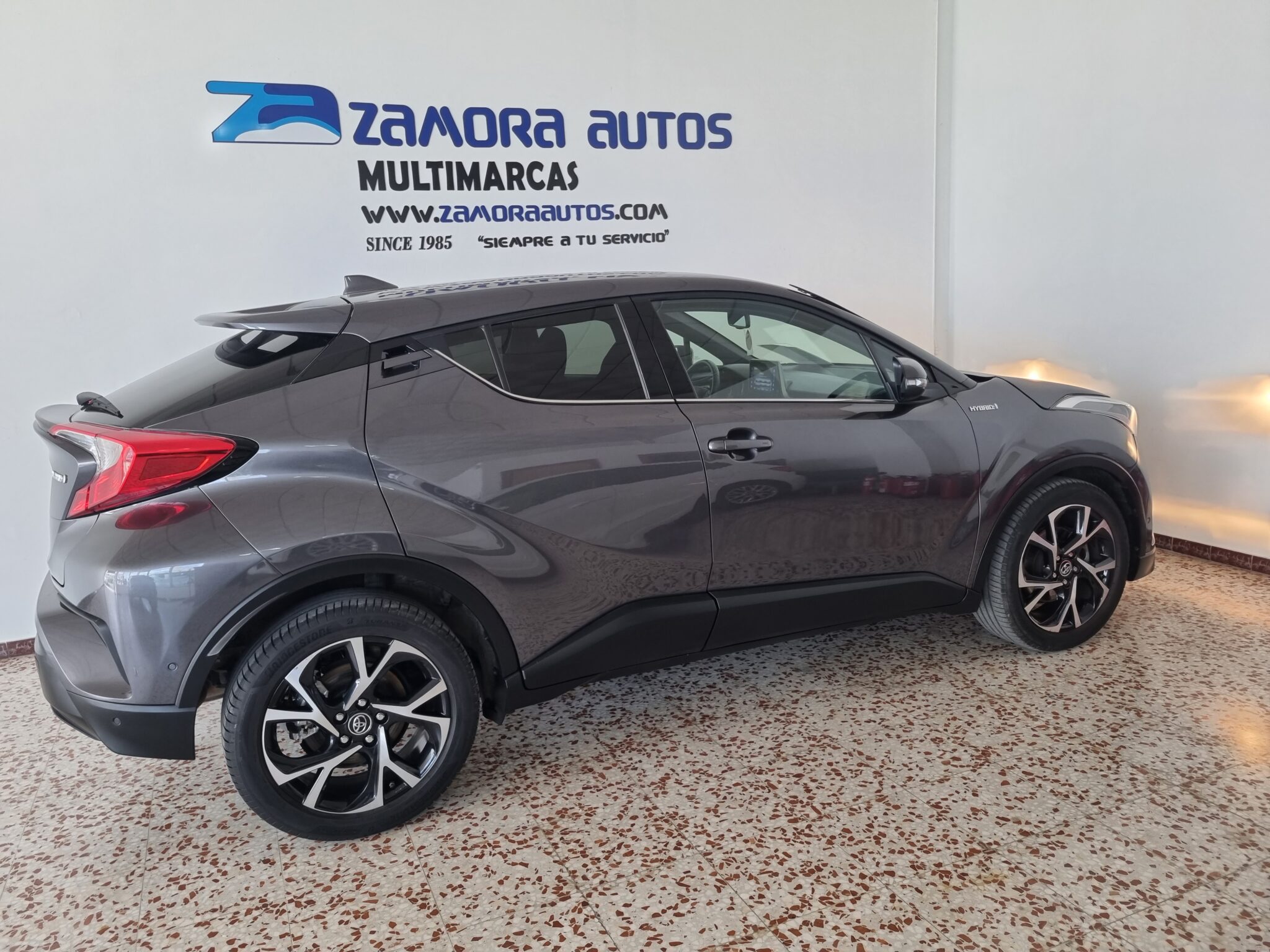 TOYOTA C-HR 1.8 125H Advance