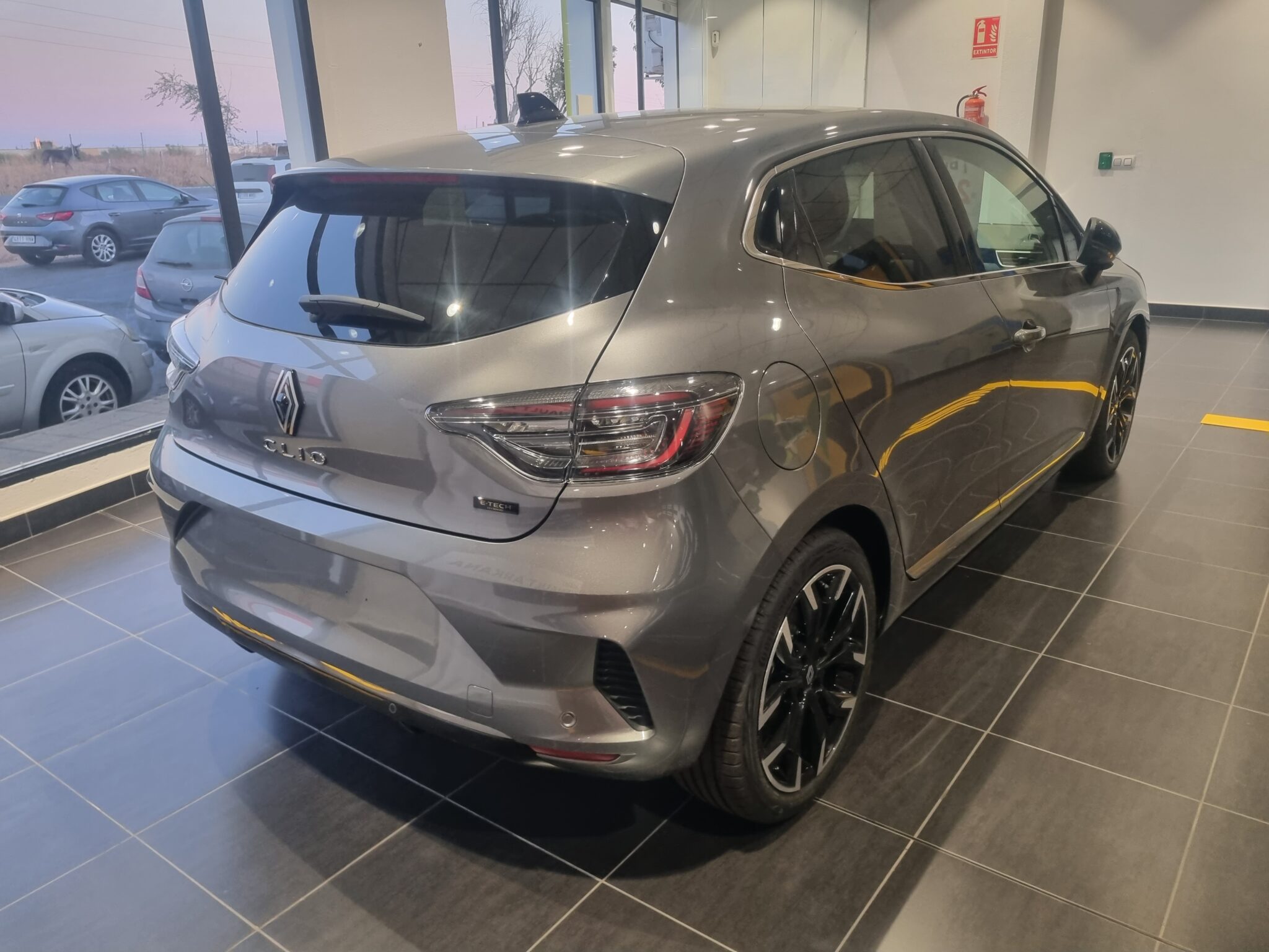 RENAULT Captur techno ETech full hybr.105 kW145CV