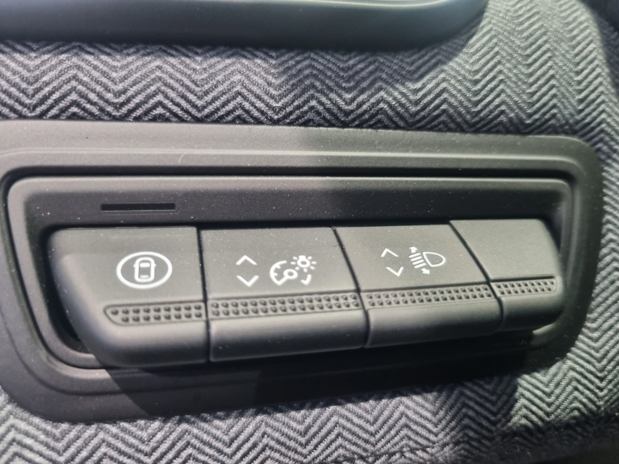 RENAULT Captur techno ETech full hybr.105 kW145CV