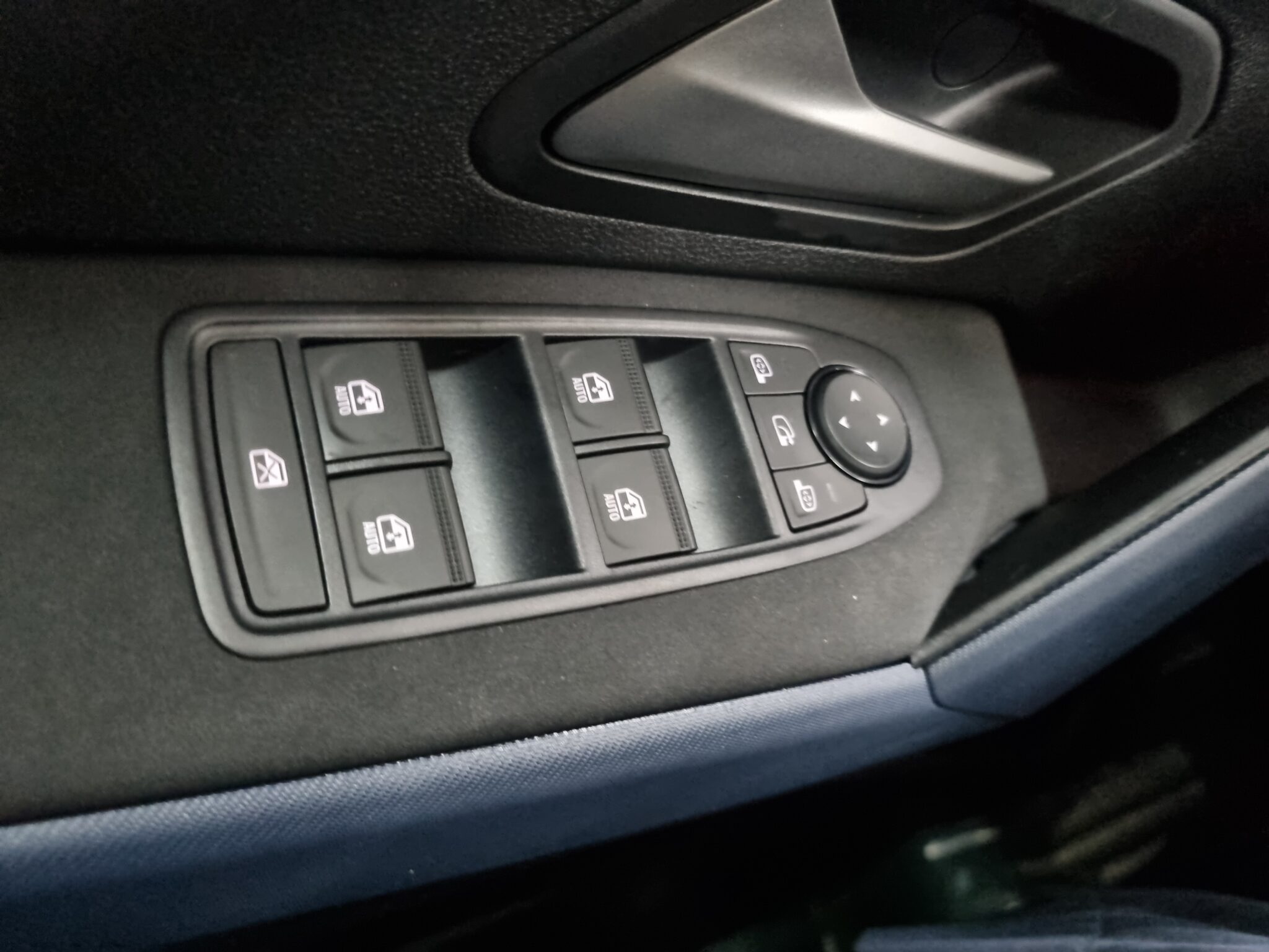 DACIA Bigster Expression hybrid 155