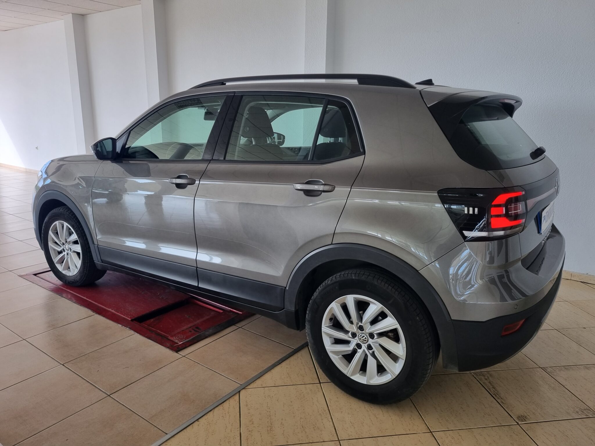 VOLKSWAGEN T-Cross Advance 1.0 TSI 85kW 115CV